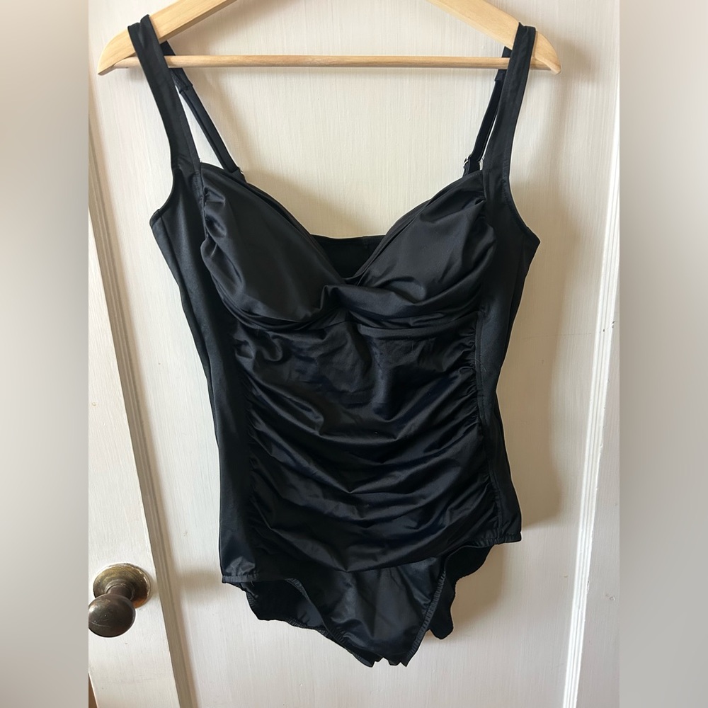 Elegant Black Swimsuit Croft & barrow